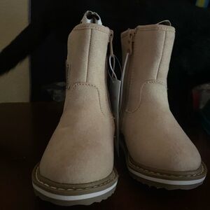 Cat & Jack baby boots size 5